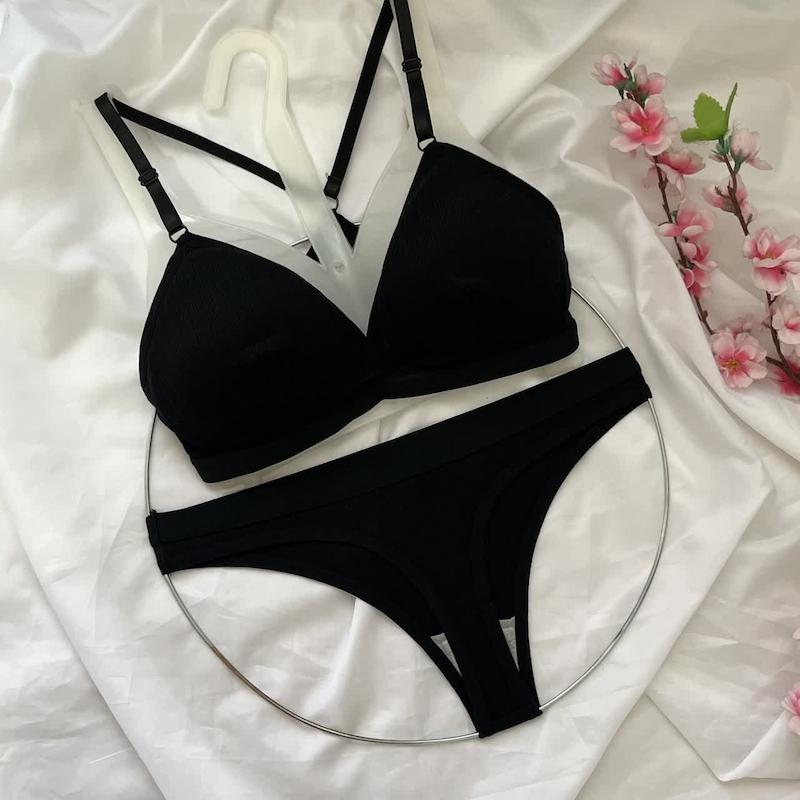 ست شورت و سوتین نخی فری سایز 70 تا 80  رنگ مشکی کد 46992