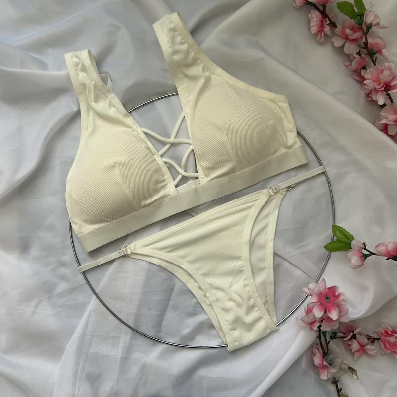 ست شورت و سوتین کبریتی هارنس دار فری سایز 70 تا 80 سفید کد 17139