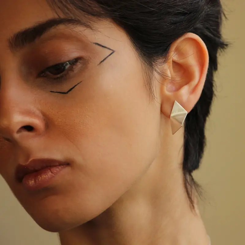 گوشواره مثلث کوتاه