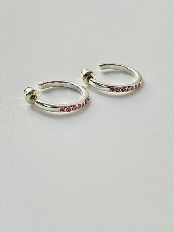 گوشواره صورتی