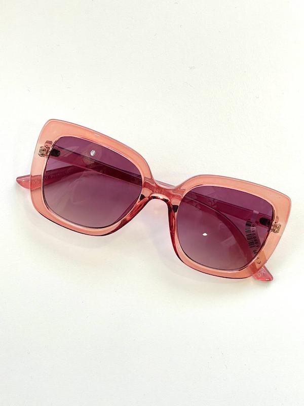 عینک شفاف پینترستی