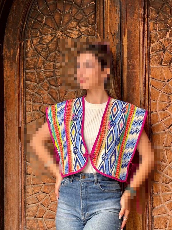 وست سنتی زنانه طرح هندسی | استایل خاص و رنگارنگ آیوی