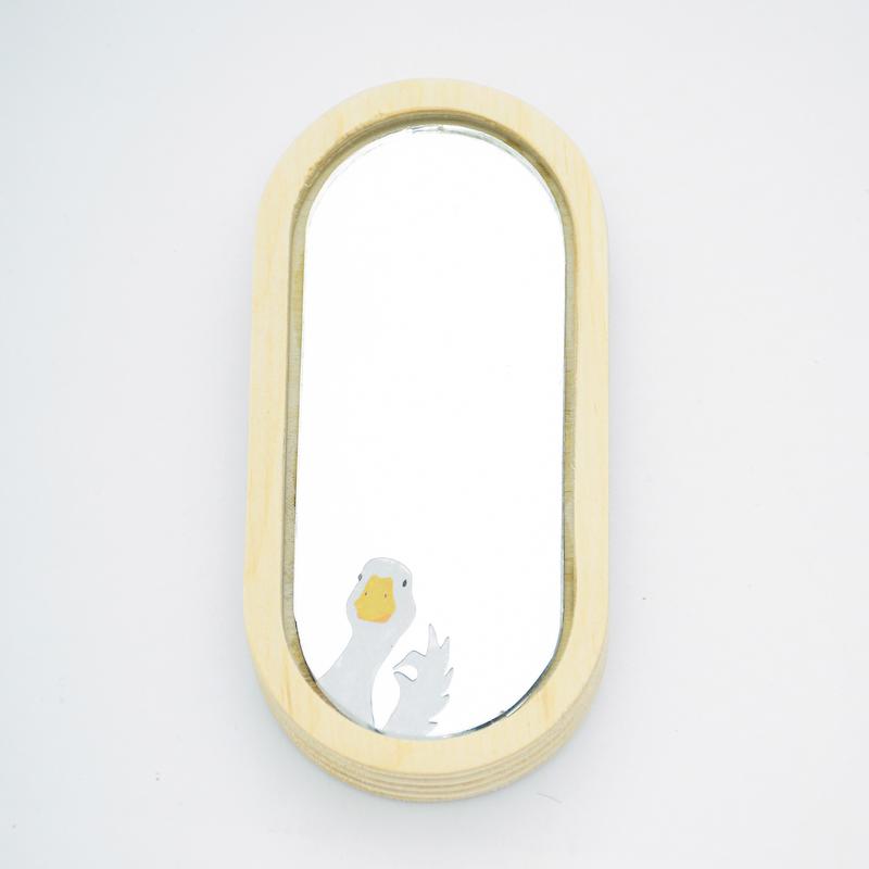آینه همراه طرح اردک لایک