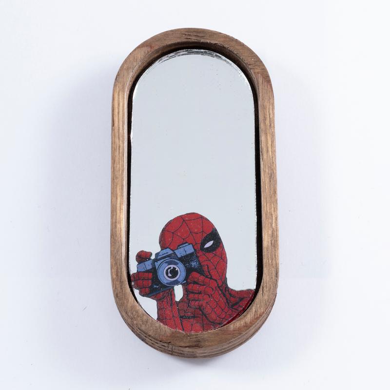 آینه همراه طرح اسپایدرمن
