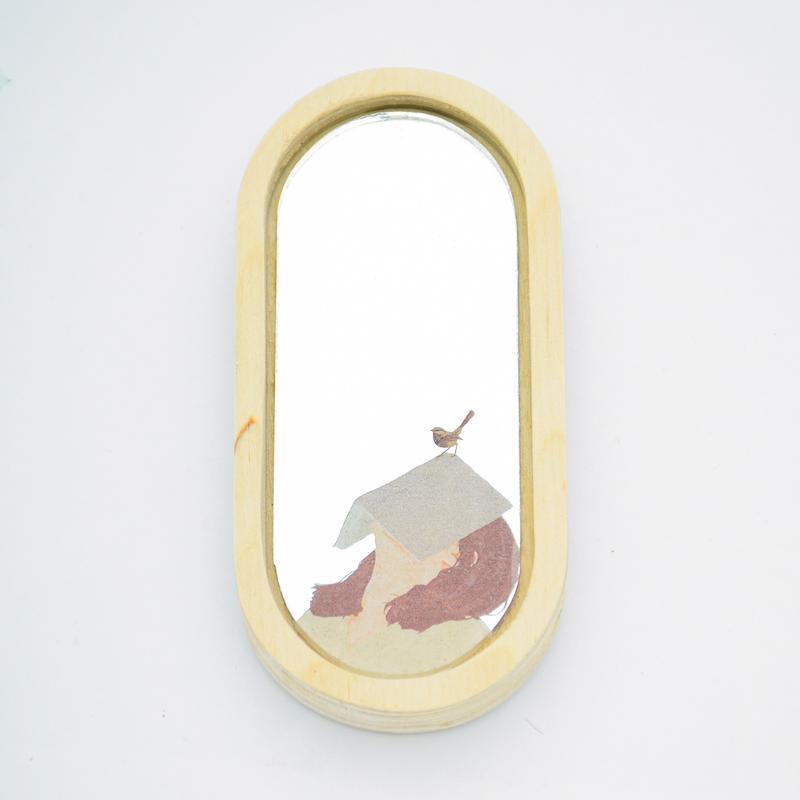 آینه همراه طرح خانم گنجیشکه