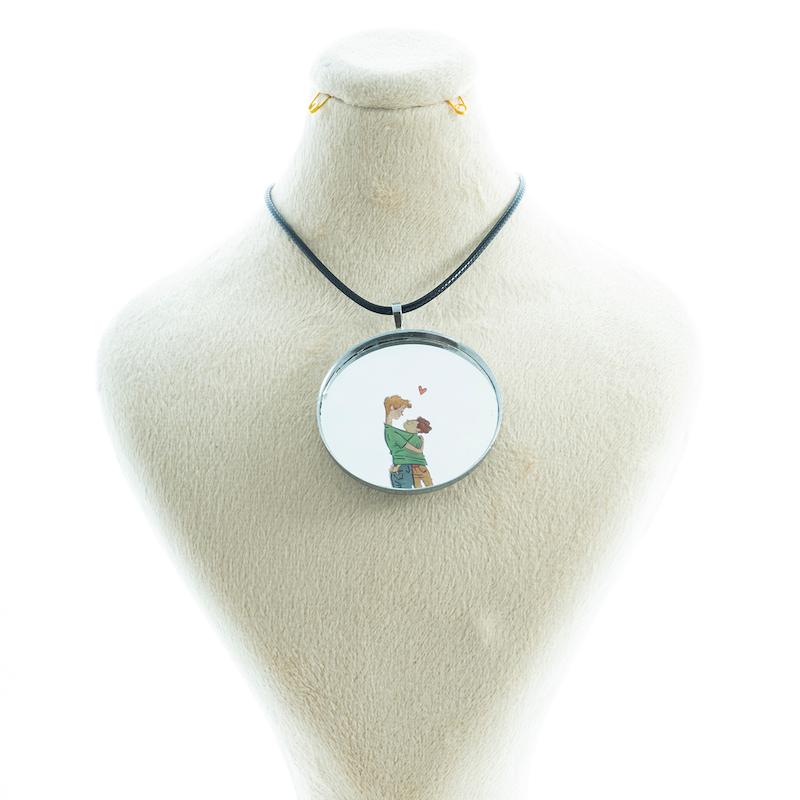 گردنبند آینه ای طرح آغوش دونفره