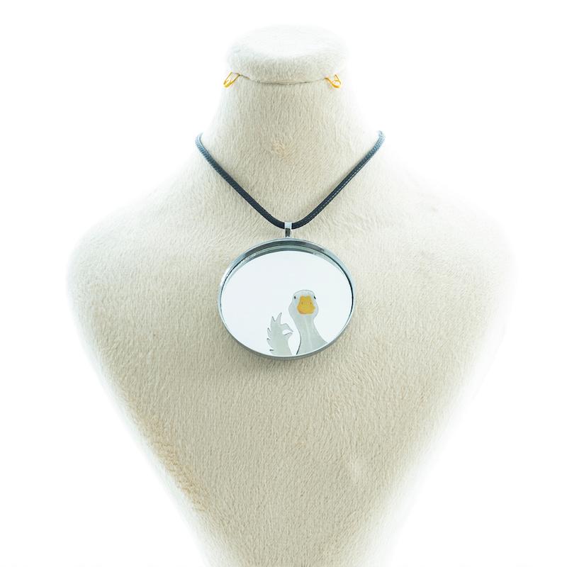 گردنبند آینه ای طرح اردک