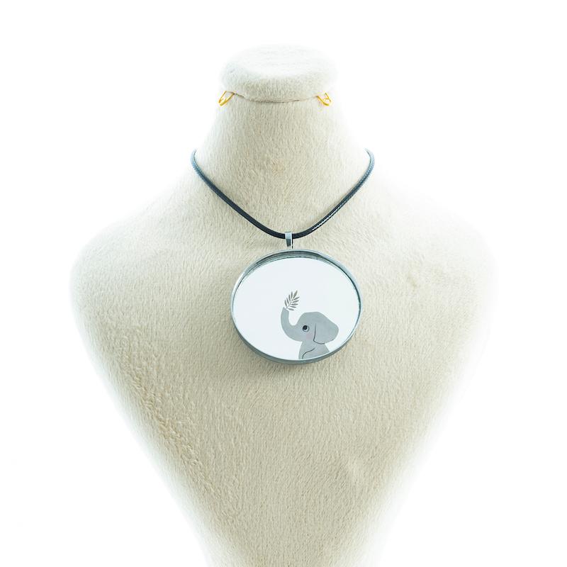 گردنبند آینه ای طرح فیل