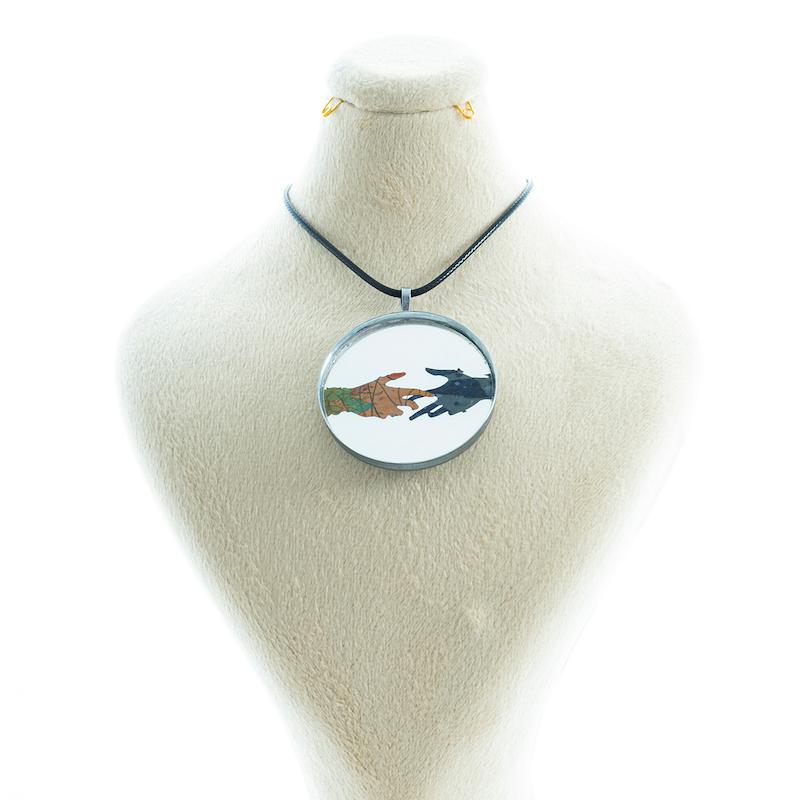 گردنبند آینه ای طرح آفرینش کارتونی