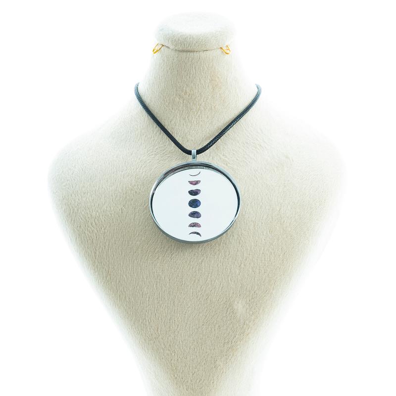 گردنبند آینه ای طرح ماه