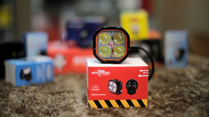 پرژگتور چهار لنز 