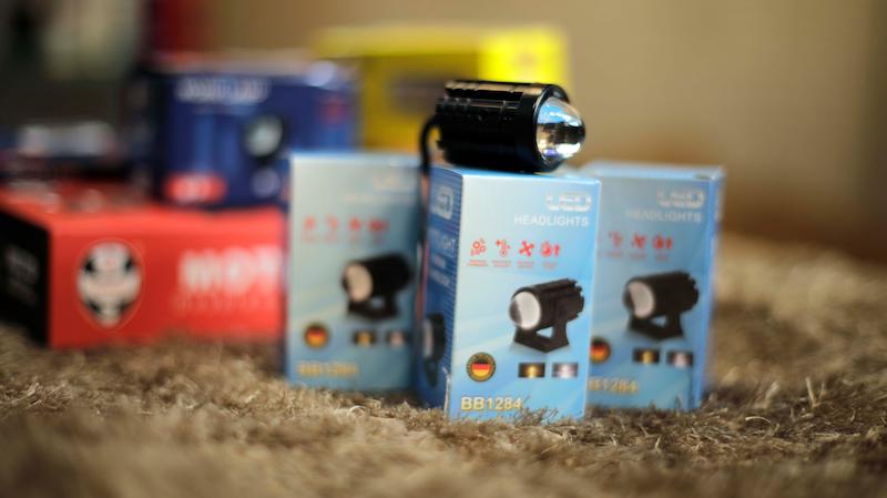 پرژگتور تک لنز