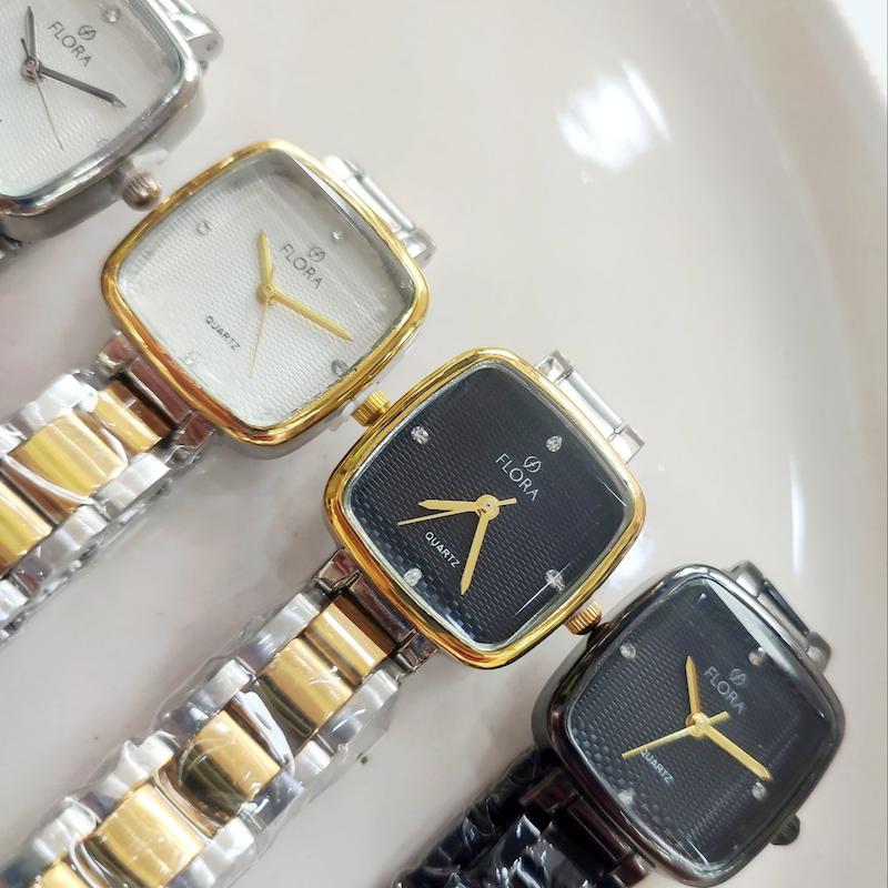 ساعت مچی  صفحه مربع از برند فلورا