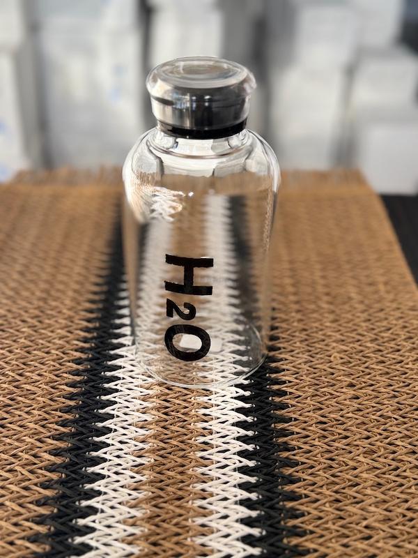 بطری پیرکس نیم لیتر h2o