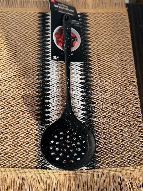 کفگیر برنج سیلیکونی شنگیا 