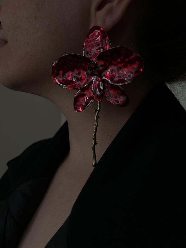 گوشواره زرشکی طرح زارا