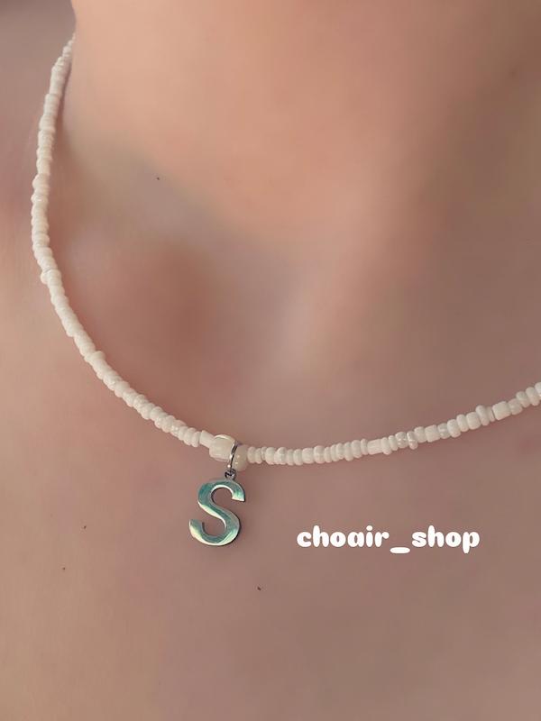 گردنبند حروف و سنگ 