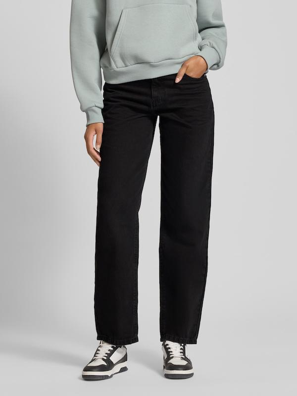 استریت مشکی REVIEW