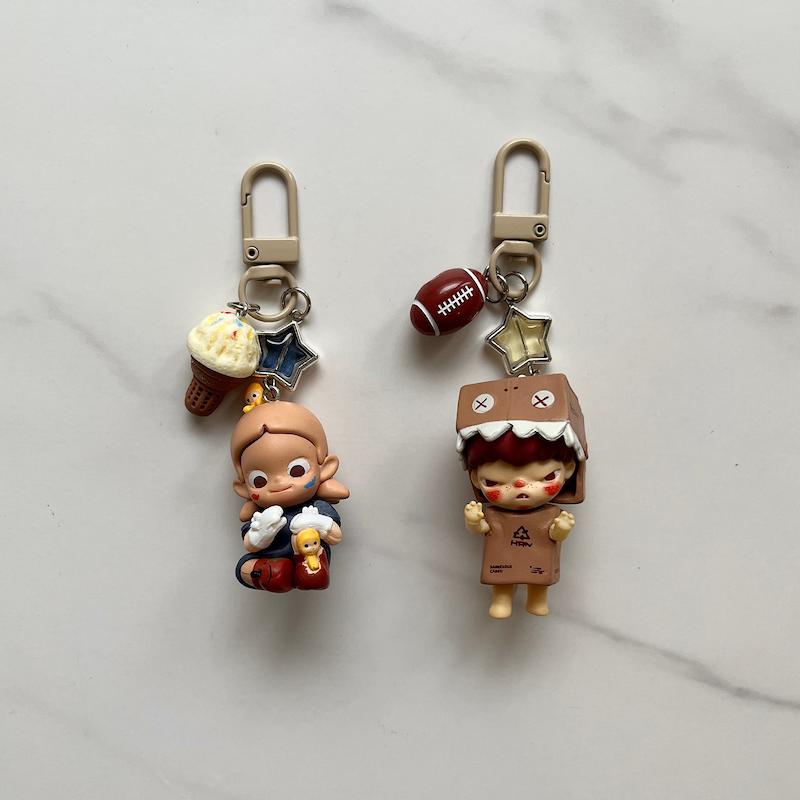 چارم نیوتا و هیرونو اتاق بازی