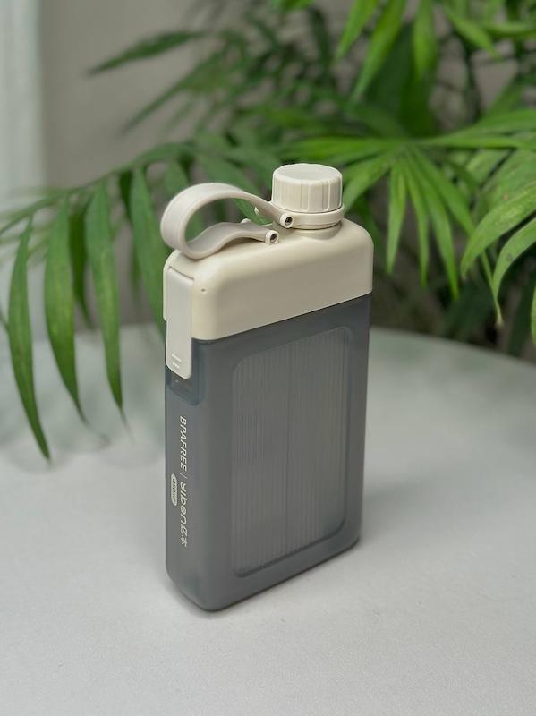 قمقمه کتابی