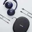 هدفون بلوتوثی انکر anker مدل SoundCore Life Q30 با نویز کنسلینگ فعال (ANC)، درگاه شارژ USB Type-C، دارای میکروفون دوگانه با حذف نویز، مجهز به فناوری Hi-Res Audio، دارای حالت Transparency برای شنیدن صدای محیط