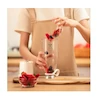 مخلوط‌کن شارژی قابل حمل 500 میلی‌لیتر مدل FRESH JUICE با تیغه استیل ضدزنگ، موتور 60 وات، شارژ USB تایپ‌سی، قفل ایمنی ضد نشت و حالت پالس برای خردکردن یخ و میوه‌های منجمد