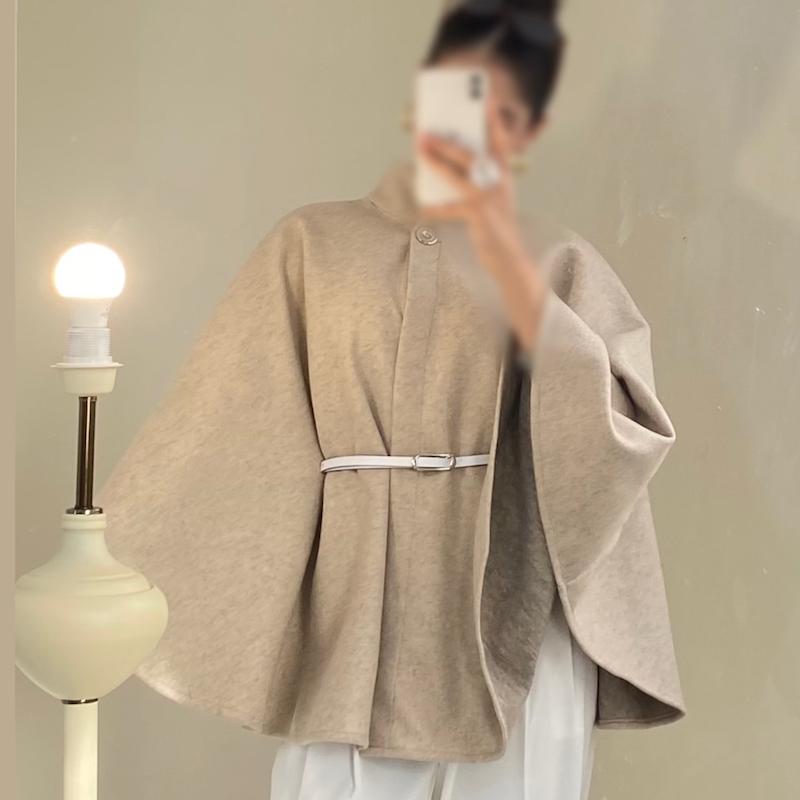 Nora poncho