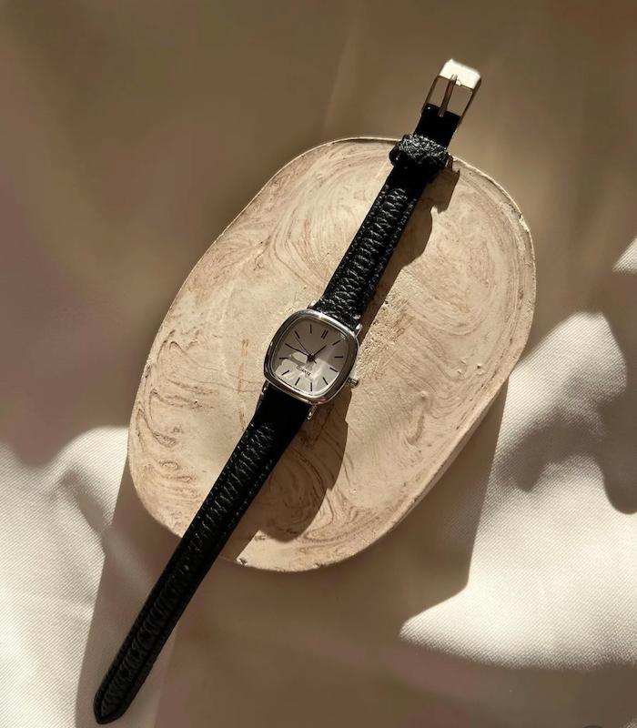 100Quartz classic accessories 