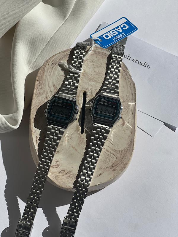 Casio 90s detail 