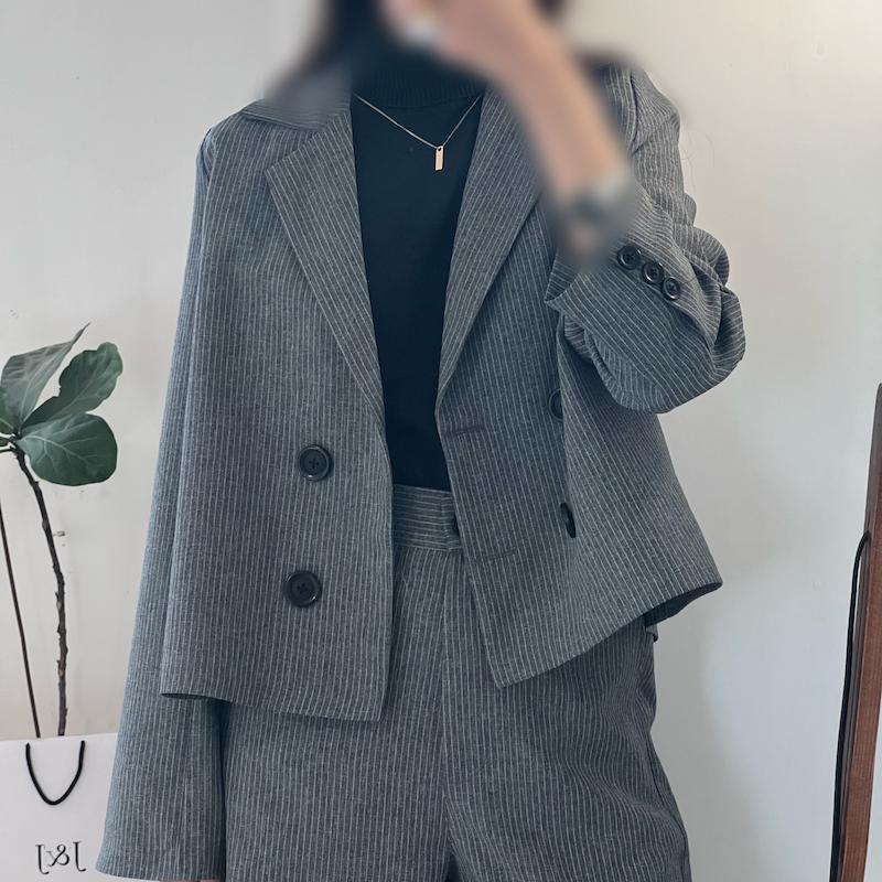 Swan blazer and trousers rigè