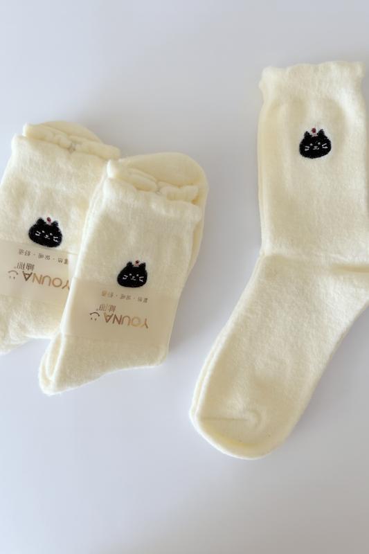 جوراب پشمی ساق بلند زنانه