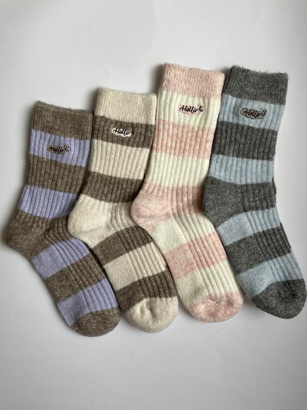 جوراب وارداتی پشمی ساق بلند زنانه برند یونا