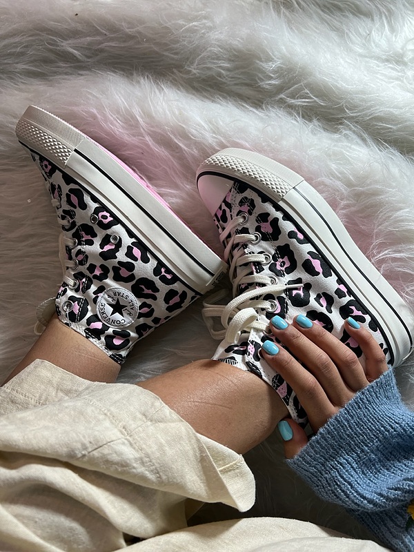 Leopard platform converse