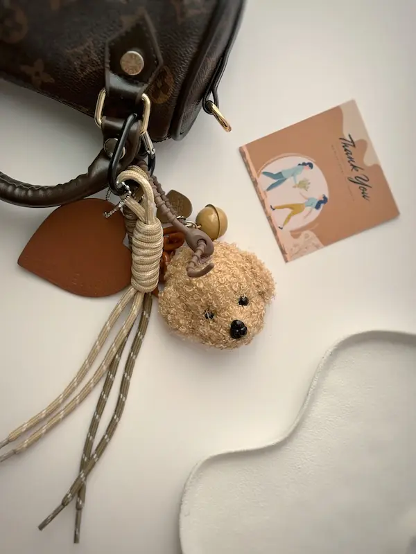 چارم بگ سر سگ و قلب چرمی