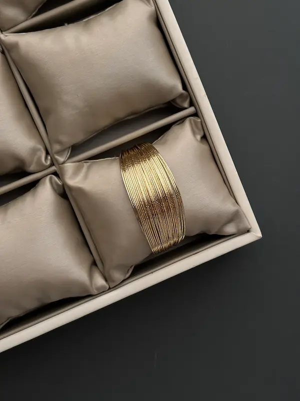 بنگل چند رج طلایی