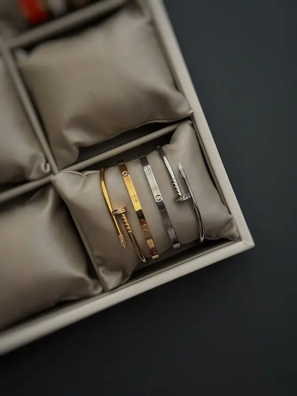 دستبند های Cartier