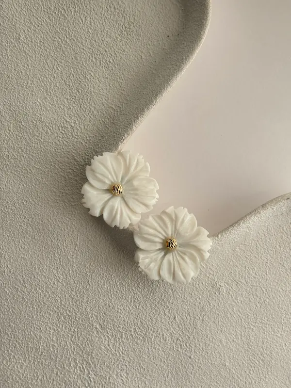 گوشواره گل کوچک