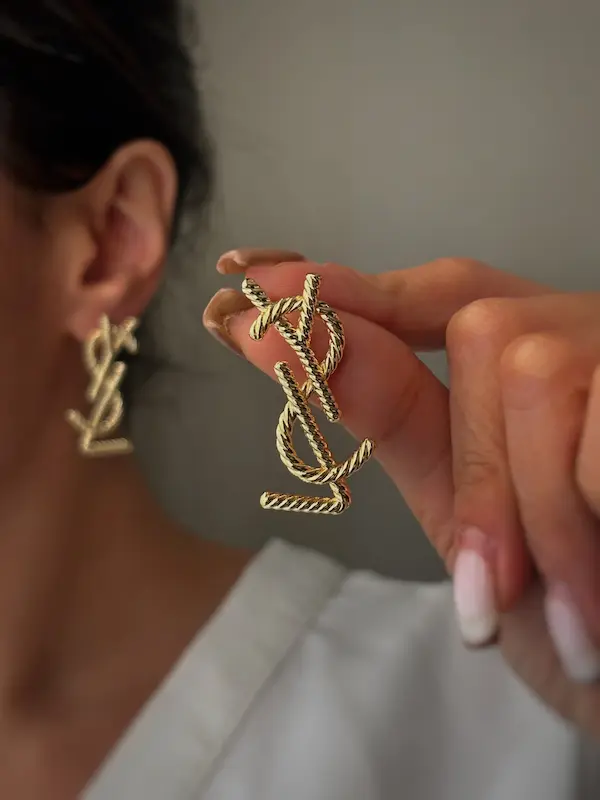 گوشواره YSL طلای بزرگ