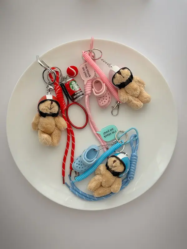 چارم بگ خرس کلاه دار