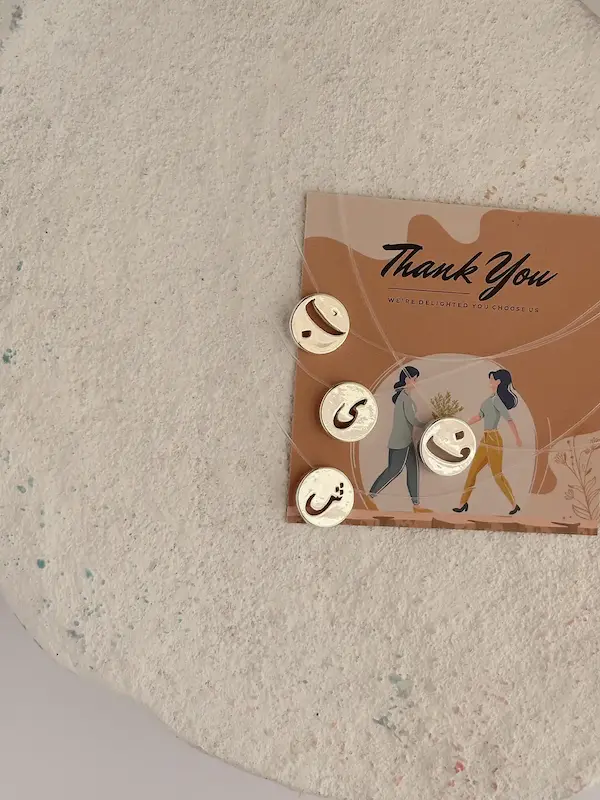 گردنبند حروف