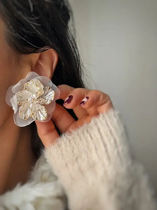 گوشواره گل توری