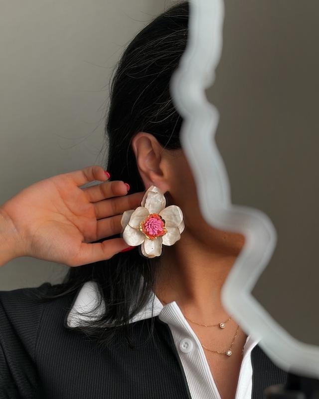 گوشواره گل میناکاری شکوفه سلطنتی