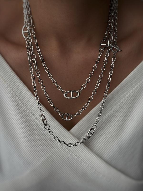 رو لباسی و زنجیر کمر Hermes