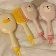 برس عروسکی همراه شانه ی تمیزکننده