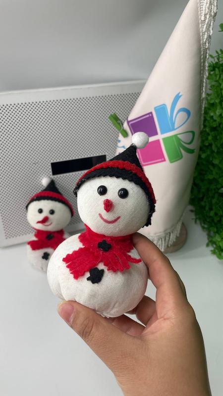عروسک آدم برفی یلدایی 
