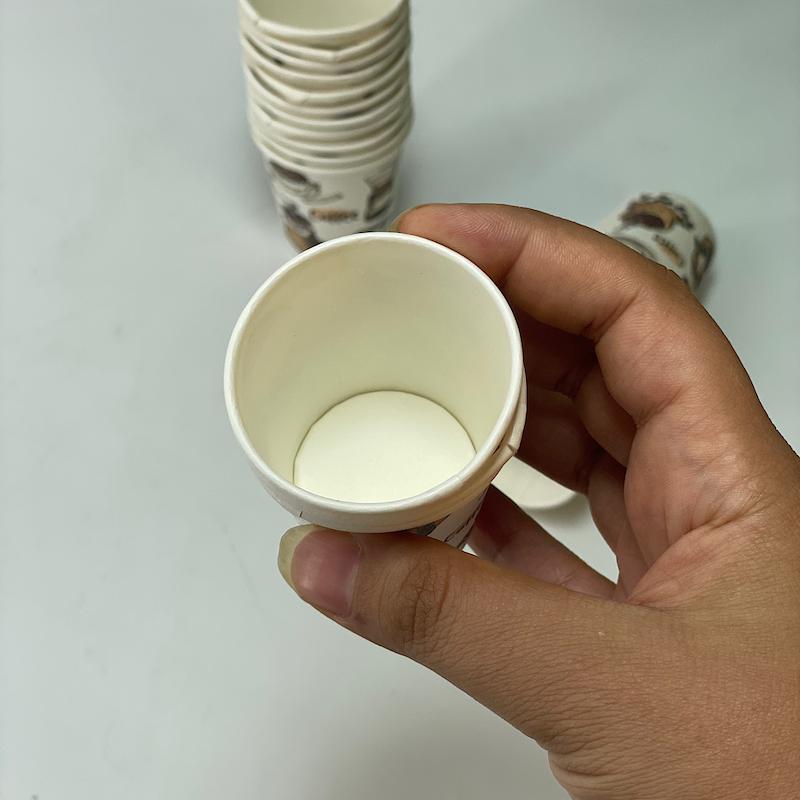 لیوان قهوه کوچک کاغذی ۲۵ عددی