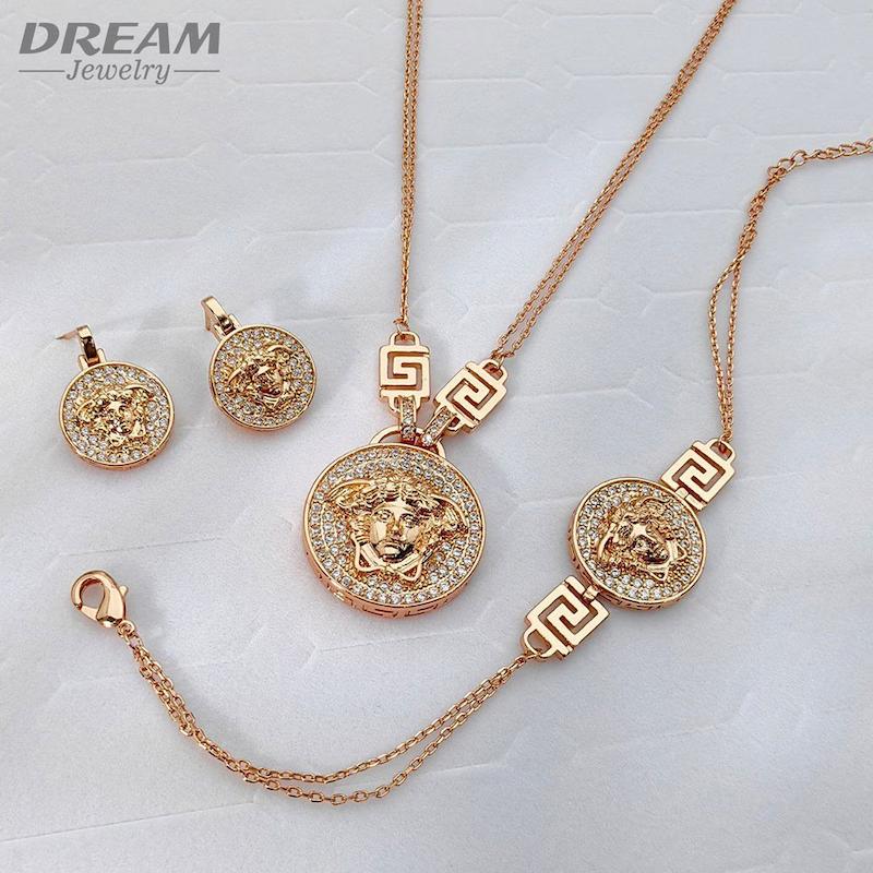 سرویس ورساچه نگین‌‌دار از برند DREAM