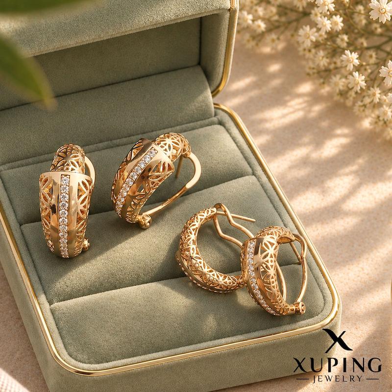 گوشواره نگین‌دار طرح‌طلا برند ژوپینگ