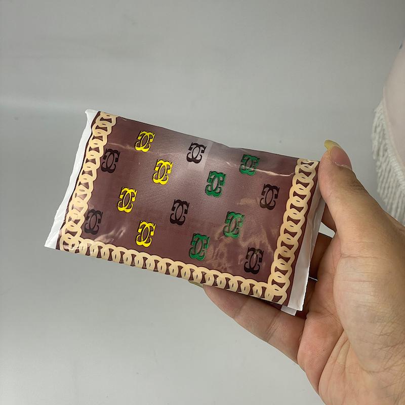 دستمال کاغذی جیبی طرح گوچی