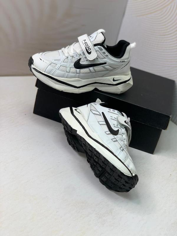 اسپورت بچگانه نایک